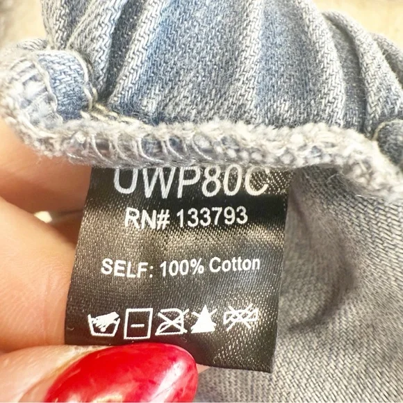 NWOT POL Floral Patchwork Denim Joggers, Size Medium - Picture 12 of 13